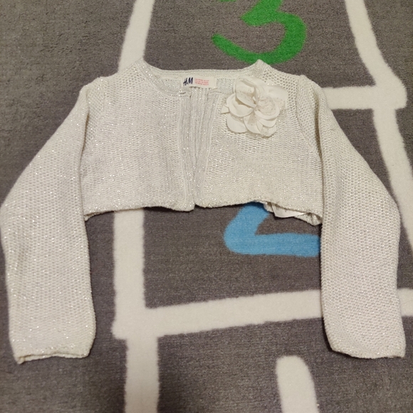 Girl's clothes - Picture 5 of 16